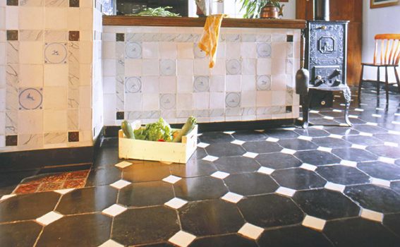 metro stone back to black