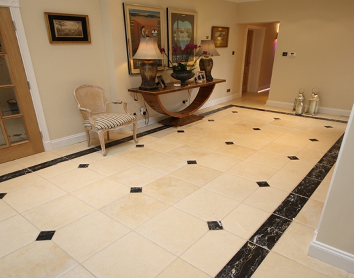 jerusalem honey with cabuchon1