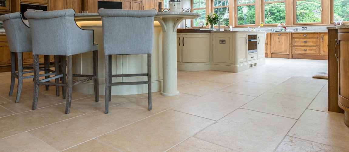 stone house antique jaune provence stone