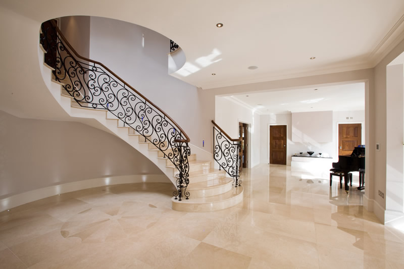 Crema Marfil slabs